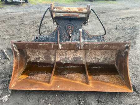 Accessoires 2021 [Other] ZFE hydraulischer Grabenräumlöffel / MS21 / 2021 (2)