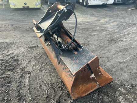 Accessoires 2021 [Other] ZFE hydraulischer Grabenräumlöffel / MS21 / 2021 (4)