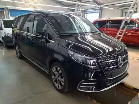 Övrigt 2024 Mercedes-Benz V 250 d AVA AMG AHK 2,5to DISTRONIC AIRMATIC (2)