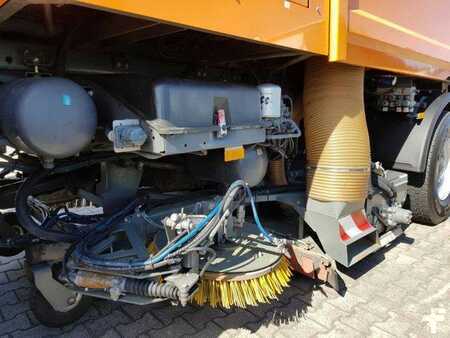 Sonstige 2005 Mercedes-Benz Actros 2032 A 4x4 Bucher STKF 9500 Airport (10)