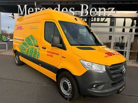 Mercedes-Benz eSprinter 312 DHL Regal KEP-Ausbau