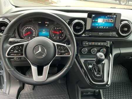 Mercedes-Benz T 180 d Style Kamera LED MBUX Navi KEYLESS GO