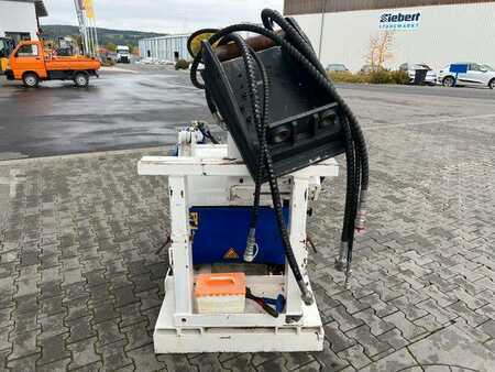 Adoquines de ruedas 2020 [div] KEMROC EXR 60 HD Flächenfräse / MS10 / 2020 (5)