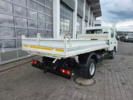Övrigt 2020 Mitsubishi Fuso Canter 7C18D DoKa 7 Sitze AHK (12)