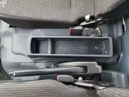 Övrigt 2020 Mitsubishi Fuso Canter 7C18D DoKa 7 Sitze AHK (19)