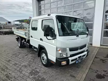 Övrigt 2020 Mitsubishi Fuso Canter 7C18D DoKa 7 Sitze AHK (3)