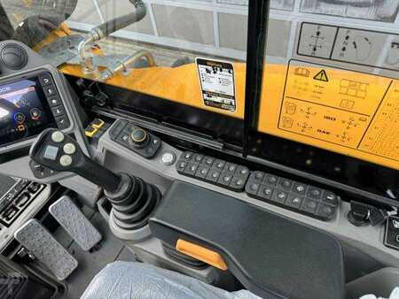 JCB Hydradig HD 110WT T4F / 2021 / nur 1.042h