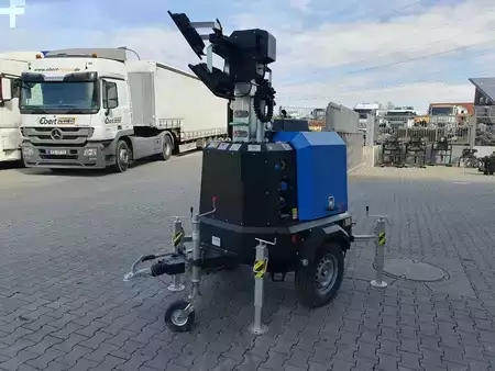 Sonstige 2022 GENERAC V20 Lichtmast / 1.056 h / lagernd (9)