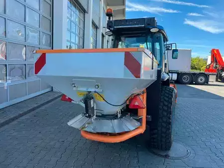 Ostatní 2021 Kubota M5101N / nur 437h / Kommunalpaket (4)