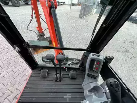 Minigraver 2024 Kubota KX019-4 / nur 299h / 2024 / Löffelpaket (14)