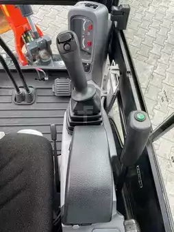 Minigraver 2024 Kubota KX019-4 / nur 299h / 2024 / Löffelpaket (17)