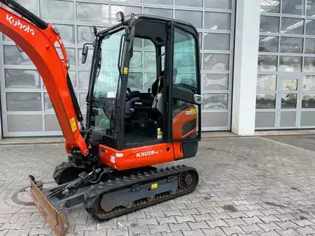 Minigraver 2024 Kubota KX019-4 / nur 299h / 2024 / Löffelpaket (9)