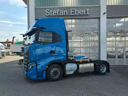 Miscelaneo 0 Iveco S-Way AS440S50T/P Standklima+Heizung LED (20)