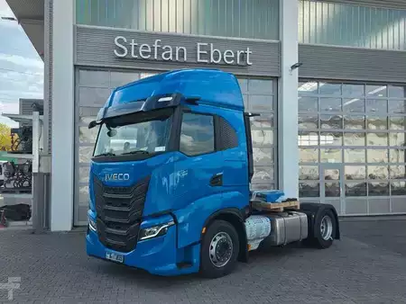 Miscelaneo 0 Iveco S-Way AS440S50T/P Standklima+Heizung LED (3)