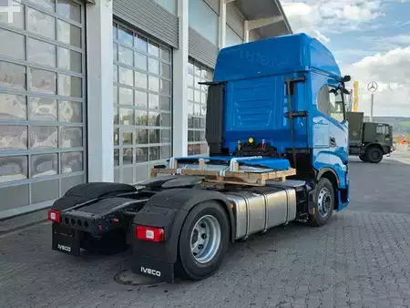 Miscelaneo 0 Iveco S-Way AS440S50T/P Standklima+Heizung LED (9)
