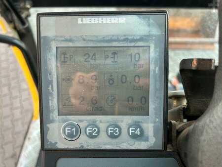 Pelle sur pneus 2009 Liebherr A 900 C ZW Litronic / 19.616 h / 2009 (15)