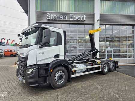 Iveco AD280X46Y/PS ON 6x2 Palfinger PHT20 Performer 5x