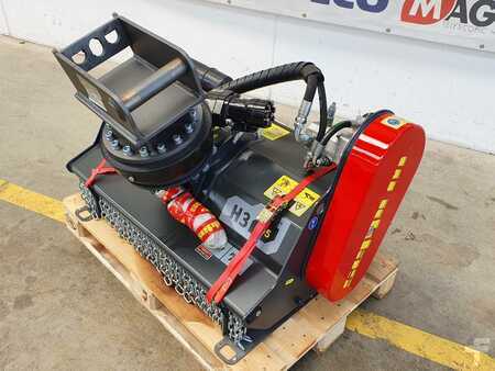 Ostatní 0 Seppi M. H3 105 / 2-5to Mulcher Drehkranz / lagernd / NE (3)