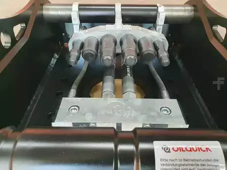 Vedlegg 0 OilQuick OQ70/55 Adapterplatte für Westtech NEU (10)