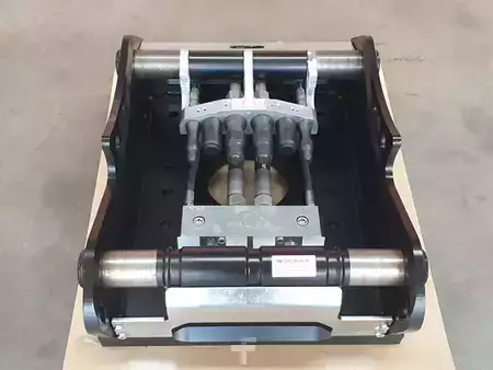 Vedlegg 0 OilQuick OQ70/55 Adapterplatte für Westtech NEU (7)