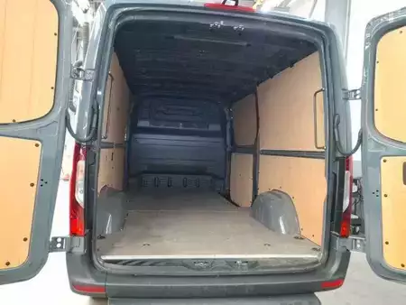 Ostatní 2025 Mercedes-Benz Sprinter 317 CDI Flachdach Schwing Stdh Klimaaut (6)