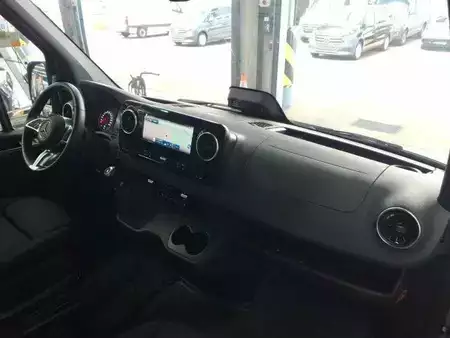 Ostatní 2025 Mercedes-Benz Sprinter 317 CDI Flachdach Schwing Stdh Klimaaut (8)