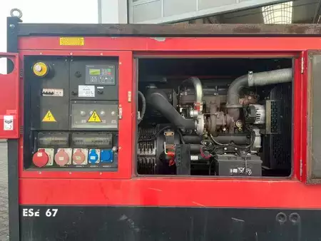 Autres 2014 Endress GSW67 Stromerzeuger / 61KVA / 2014 (11)