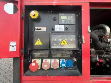 Autres 2014 Endress GSW67 Stromerzeuger / 61KVA / 2014 (9)