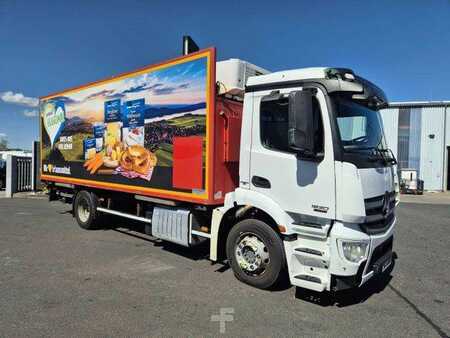 Miscelaneo 2013 Mercedes-Benz Antos 1830 LL 4x2 Ladebordwand Carrier Supra 750 (3)