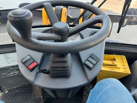 Radlader 2022 Ahlmann AX 850 / nur: 671h / 11.2022 / Gabel / Schaufel (12)