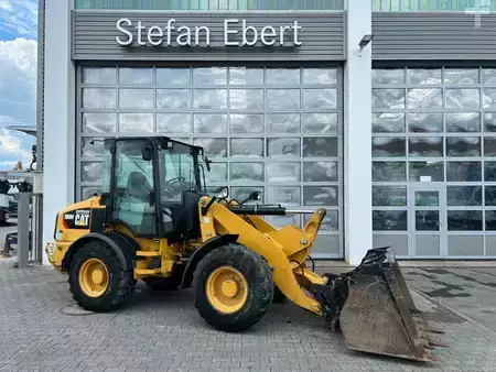 Cargadoras de ruedas 2015 Caterpillar 908M / 3.000h / Gabel / Schaufel (1)