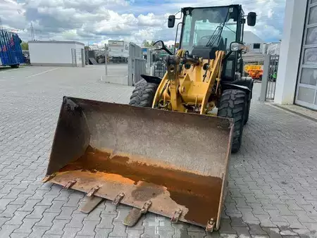 Cargadoras de ruedas 2015 Caterpillar 908M / 3.000h / Gabel / Schaufel (11)