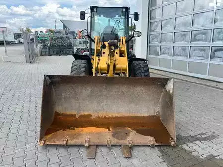 Cargadoras de ruedas 2015 Caterpillar 908M / 3.000h / Gabel / Schaufel (12)