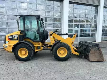 Cargadoras de ruedas 2015 Caterpillar 908M / 3.000h / Gabel / Schaufel (3)