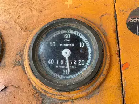 Równiarki 1963 Frisch Grader 50D / 10.752h / 1963 (18)