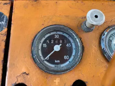 Równiarki 1963 Frisch Grader 50D / 10.752h / 1963 (19)