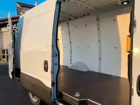 Ostatní 0 Iveco Daily 35S18 HA8 3.0L *R3.520mm*Automatik*Kamera (10)