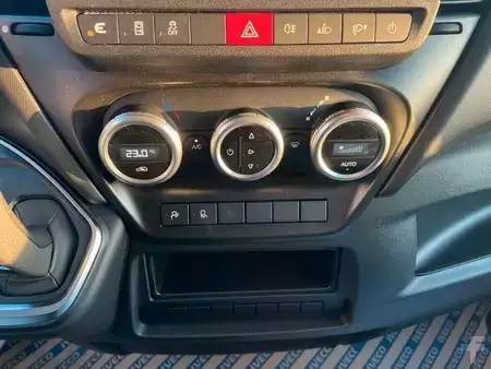 Ostatní 0 Iveco Daily 35S18 HA8 3.0L *R3.520mm*Automatik*Kamera (19)