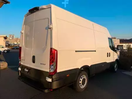 Ostatní 0 Iveco Daily 35S18 HA8 3.0L *R3.520mm*Automatik*Kamera (4)