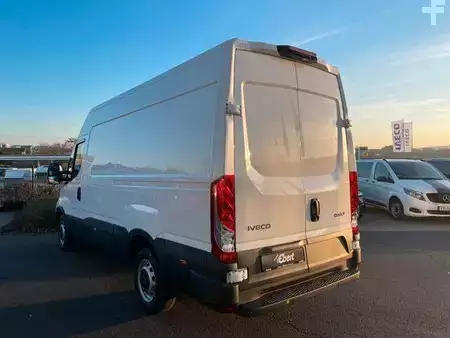 Ostatní 0 Iveco Daily 35S18 HA8 3.0L *R3.520mm*Automatik*Kamera (6)
