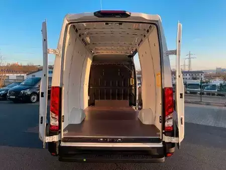 Ostatní 0 Iveco Daily 35S18 HA8 3.0L *R3.520mm*Automatik*Kamera (7)