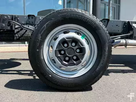 Pozostałe 0 Iveco Daily 35S16 HA8 *R3.450mm*Automatik* (18)