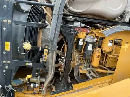 Wielladers 2019 Caterpillar 962M / 8.035h / Schaufel (13)