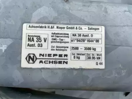 Outro 2012 Pefra Anhänger 3100 / Länge: 2,55 m / 2.810 kg / 2012 (14)