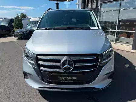 Outro 2025 Mercedes-Benz Vito 116 CDI Tourer 4x4 AHK2,5 DISTRONIC Stdh (2)