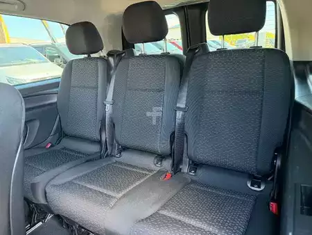 Outro 2025 Mercedes-Benz Vito 116 CDI Tourer 4x4 AHK2,5 DISTRONIC Stdh (7)