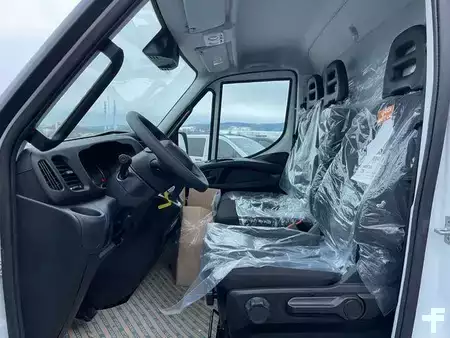 Overige 0 Iveco Daily 35S14 A8*R3.450mm*Automatik*3Sitze* (10)