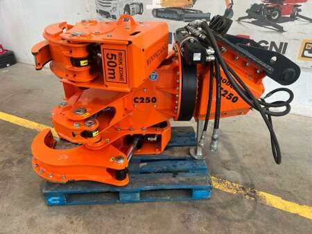 Övrigt 2021 WESTTECH C250 Fällgreifer Tiltator Sammler MS10 (2)