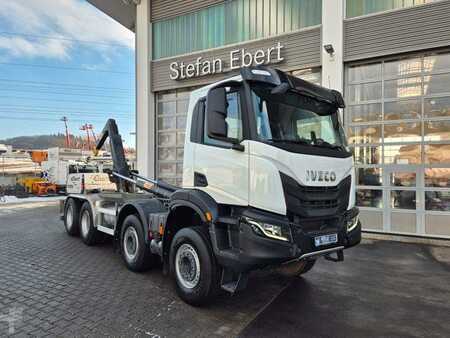 Miscelaneo 2024 Iveco X-Way 480 8x4 Abrollkipper (1)