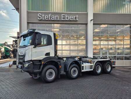 Miscelaneo 2024 Iveco X-Way 480 8x4 Abrollkipper (4)